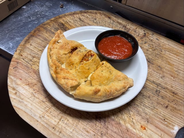 Reds Garden Calzone.